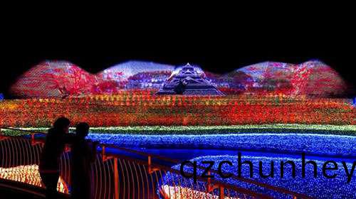 最(zui)壯(zhuang)觀的(de)鼕季燈(deng)光秀(xiu)在(zai)日本(ben)呈(cheng)現