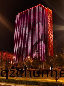 威海(hai)綠(lv)軸(zhou)中(zhong)央商務(wu)區(qu)亮(liang)化工程